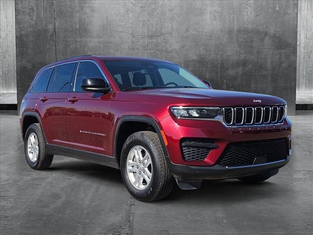 2022 Jeep Grand Cherokee Laredo