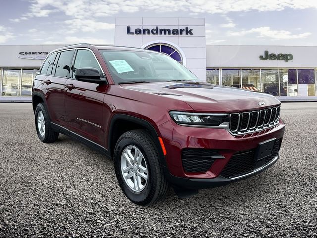 2022 Jeep Grand Cherokee Laredo