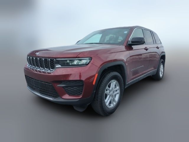 2022 Jeep Grand Cherokee Laredo