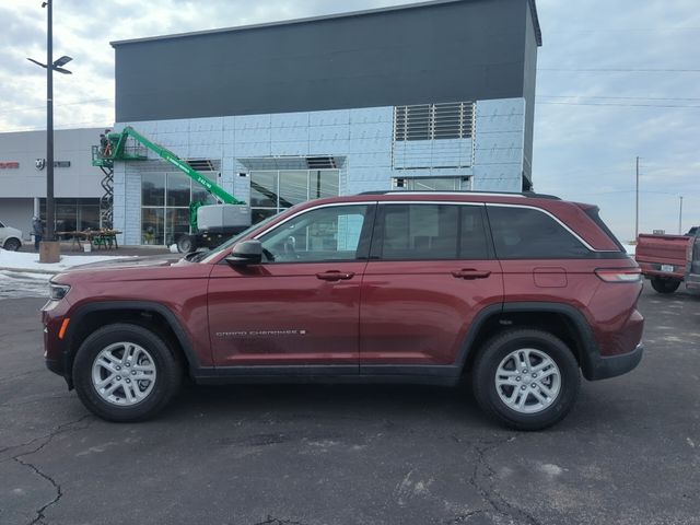 2022 Jeep Grand Cherokee Laredo