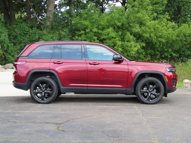 2022 Jeep Grand Cherokee Altitude