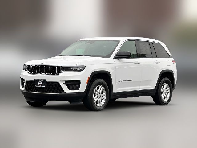 2022 Jeep Grand Cherokee Laredo