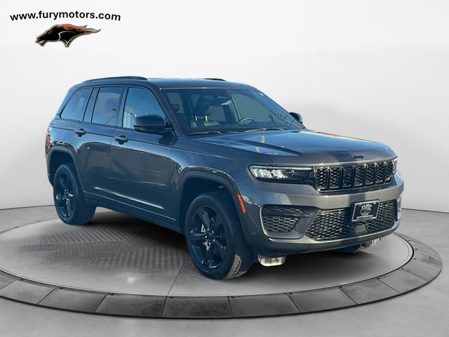 2022 Jeep Grand Cherokee Altitude