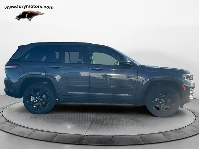 2022 Jeep Grand Cherokee Altitude