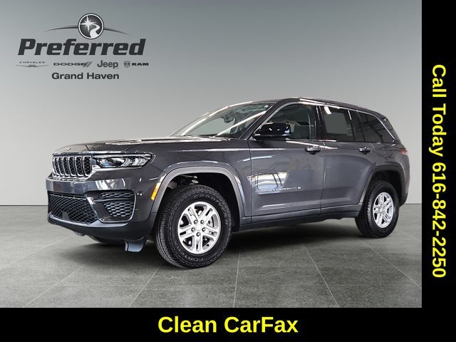 2022 Jeep Grand Cherokee Laredo