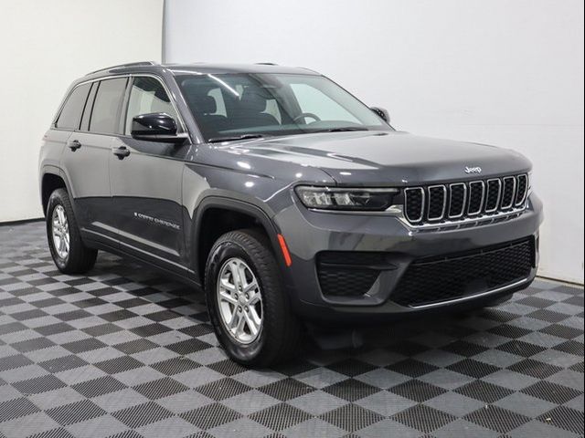 2022 Jeep Grand Cherokee Laredo