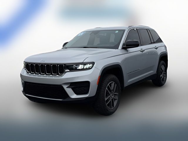 2022 Jeep Grand Cherokee Laredo