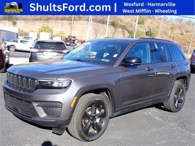 2022 Jeep Grand Cherokee Altitude