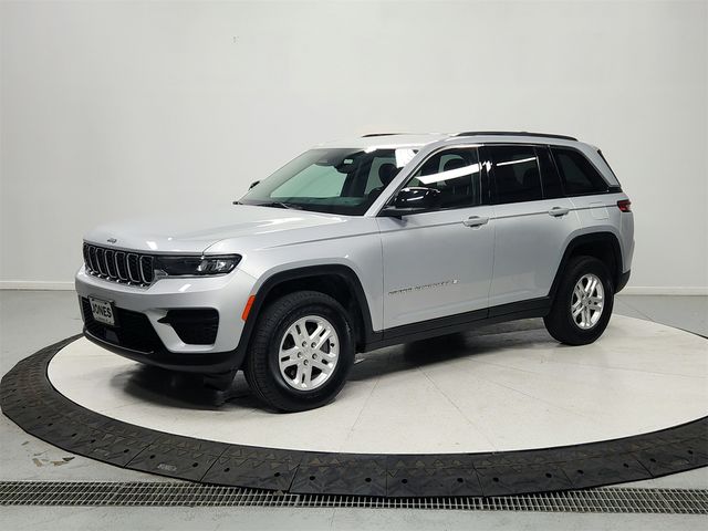 2022 Jeep Grand Cherokee Laredo