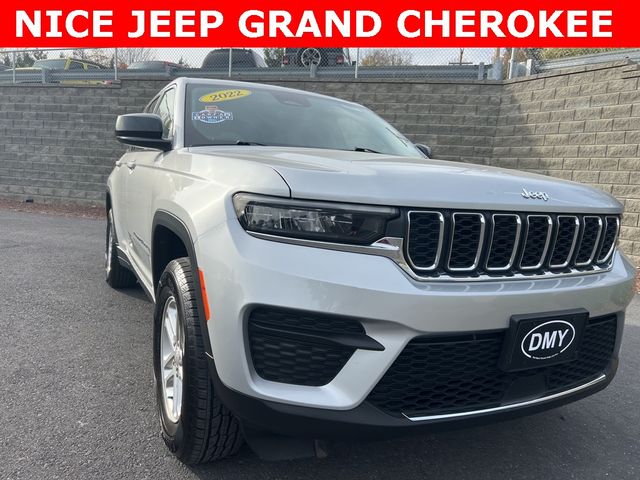 2022 Jeep Grand Cherokee Laredo