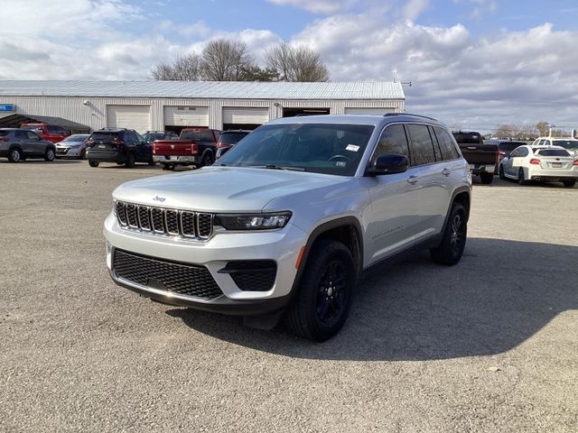 2022 Jeep Grand Cherokee Laredo