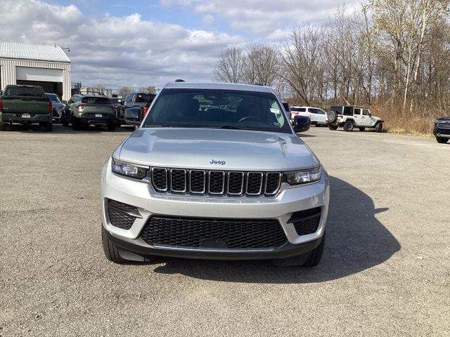 2022 Jeep Grand Cherokee Laredo