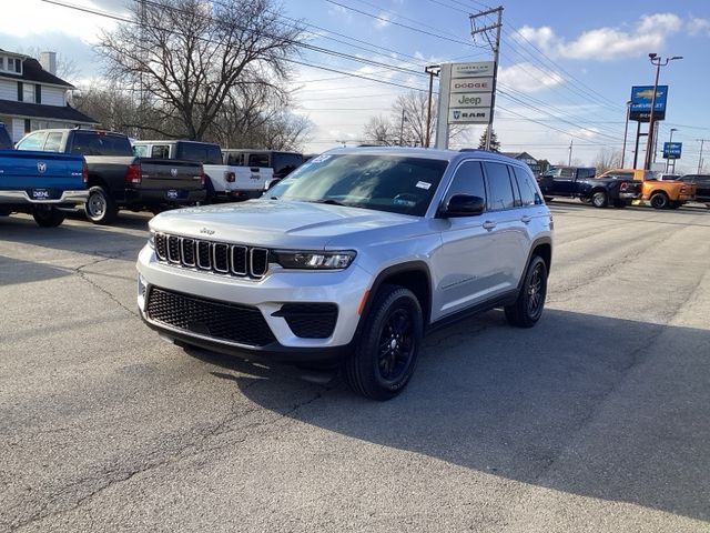 2022 Jeep Grand Cherokee Laredo