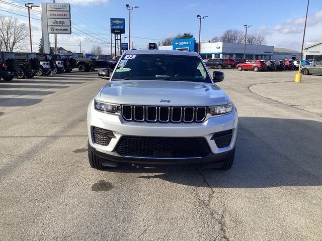 2022 Jeep Grand Cherokee Laredo