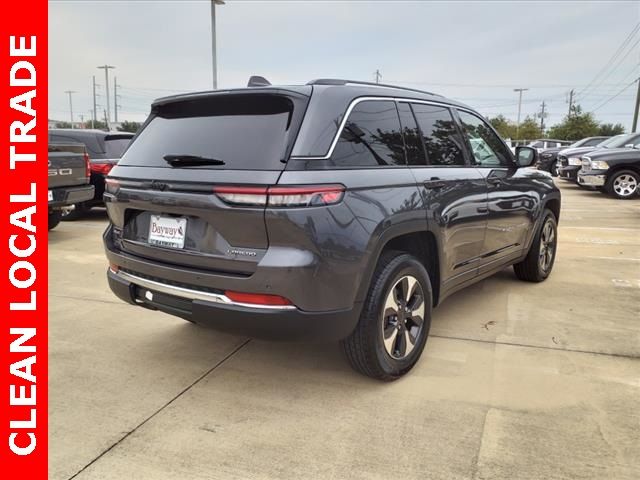 2022 Jeep Grand Cherokee Laredo