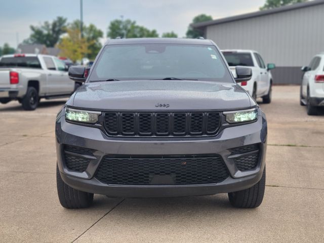 2022 Jeep Grand Cherokee Altitude