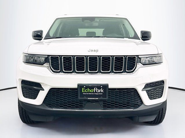 2022 Jeep Grand Cherokee Laredo