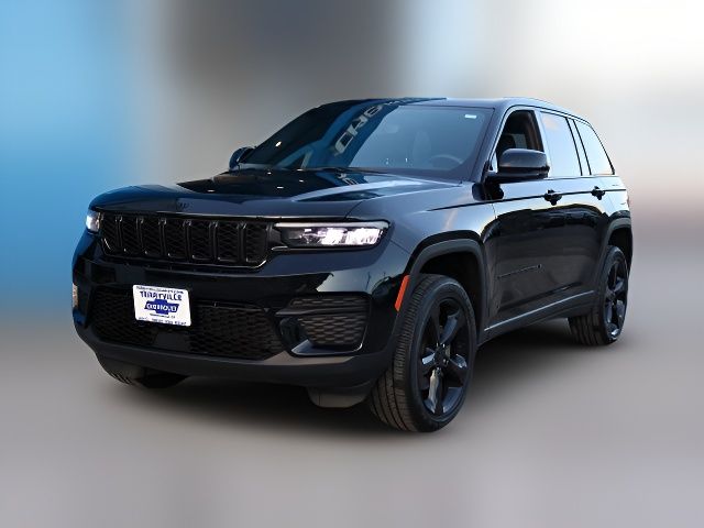 2022 Jeep Grand Cherokee Altitude