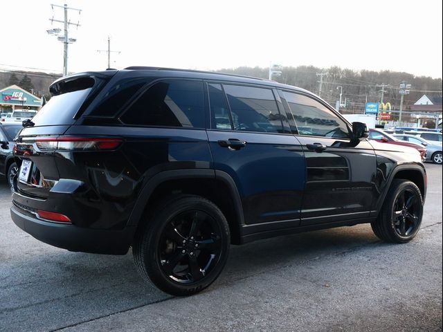 2022 Jeep Grand Cherokee Altitude