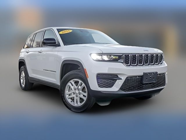 2022 Jeep Grand Cherokee Laredo