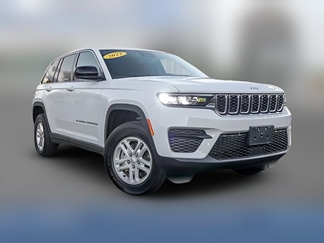 2022 Jeep Grand Cherokee Laredo