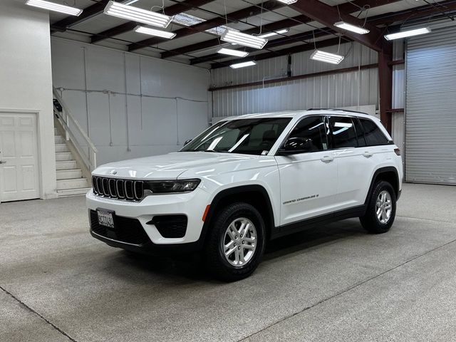 2022 Jeep Grand Cherokee Laredo