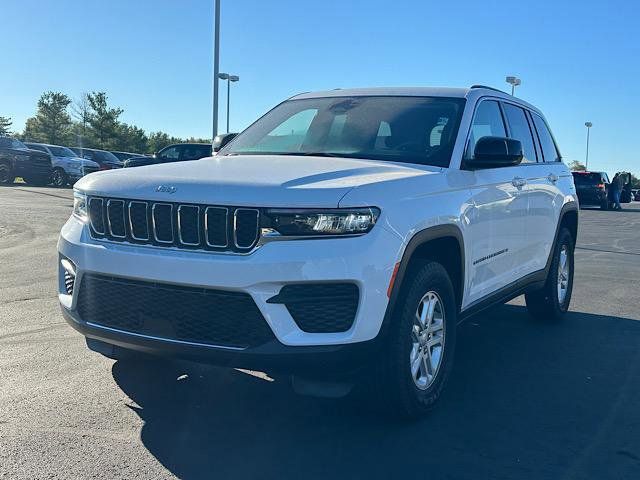 2022 Jeep Grand Cherokee Laredo