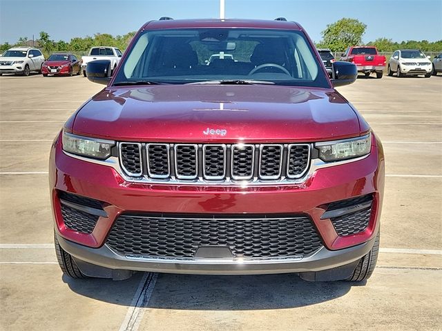 2022 Jeep Grand Cherokee Laredo