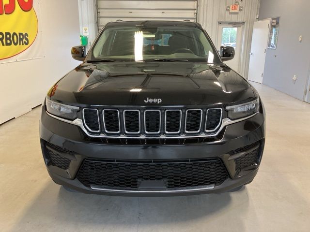 2022 Jeep Grand Cherokee Laredo