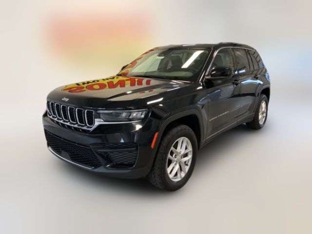 2022 Jeep Grand Cherokee Laredo