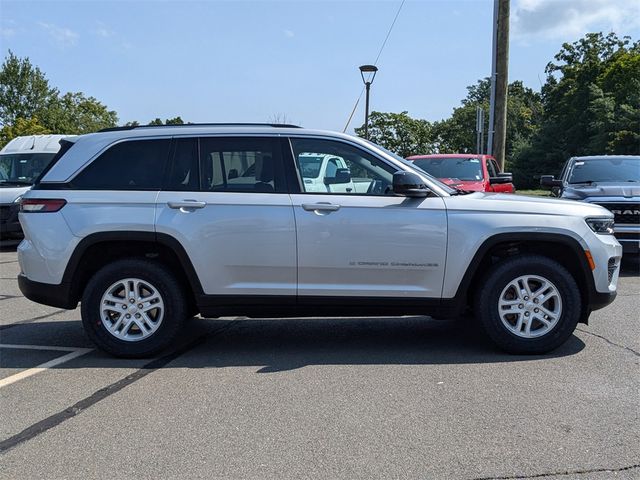 2022 Jeep Grand Cherokee Laredo