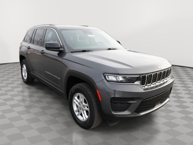 2022 Jeep Grand Cherokee Laredo