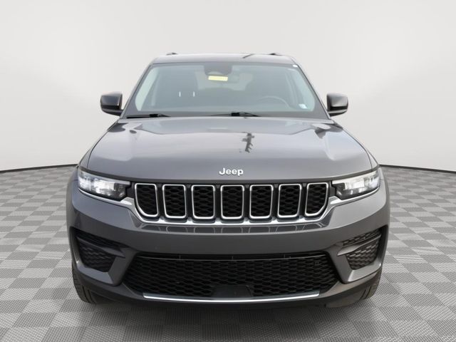 2022 Jeep Grand Cherokee Laredo