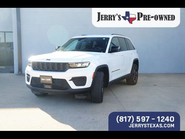 2022 Jeep Grand Cherokee Altitude