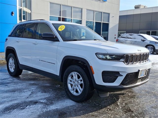 2022 Jeep Grand Cherokee Laredo