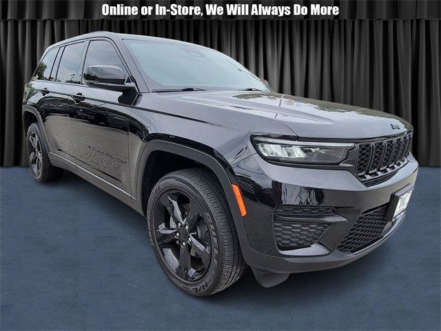 2022 Jeep Grand Cherokee Altitude