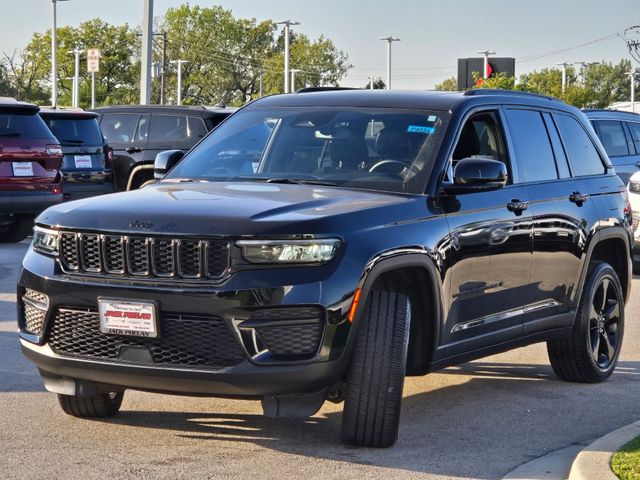 2022 Jeep Grand Cherokee Altitude