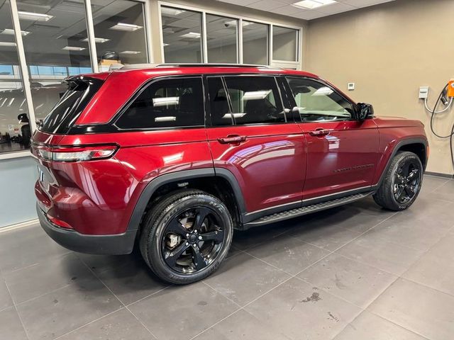 2022 Jeep Grand Cherokee Altitude