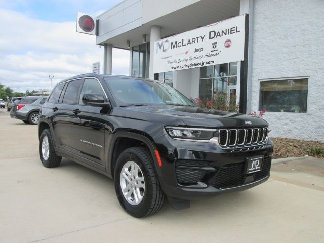 2022 Jeep Grand Cherokee Laredo