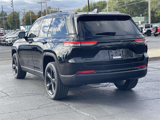 2022 Jeep Grand Cherokee Altitude