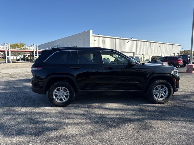 2022 Jeep Grand Cherokee Laredo