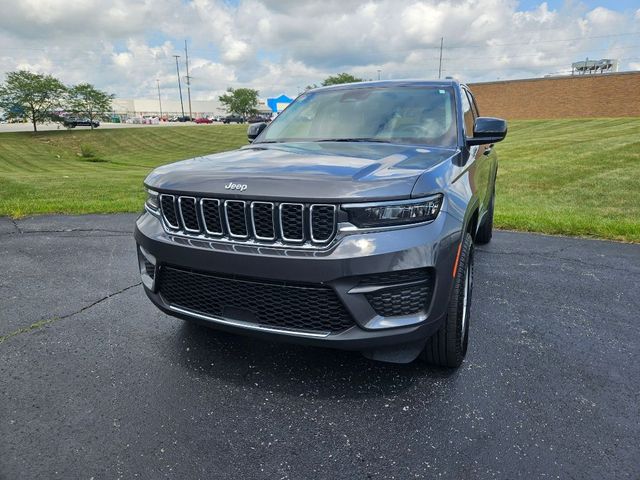 2022 Jeep Grand Cherokee Laredo