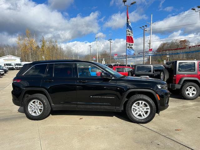 2022 Jeep Grand Cherokee Laredo