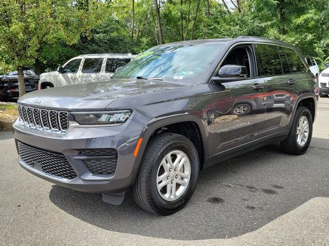 2022 Jeep Grand Cherokee Laredo