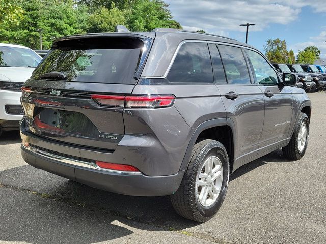 2022 Jeep Grand Cherokee Laredo