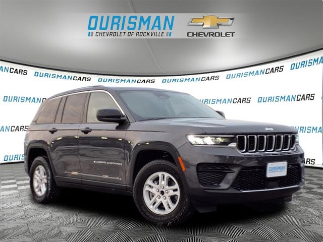 2022 Jeep Grand Cherokee Laredo