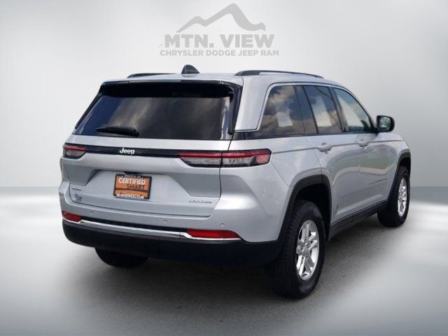 2022 Jeep Grand Cherokee Laredo