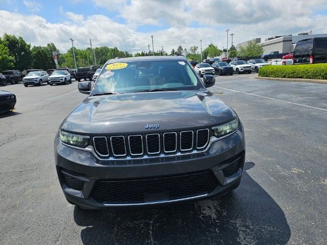 2022 Jeep Grand Cherokee Laredo