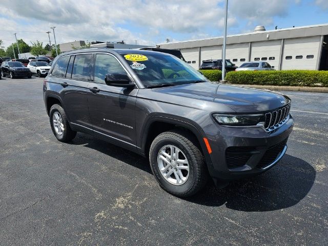 2022 Jeep Grand Cherokee Laredo