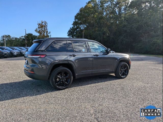 2022 Jeep Grand Cherokee Altitude